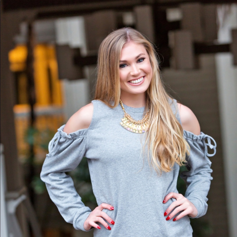 Basik by rd style Chic Grey Sweatshirt with Sleeve Detail